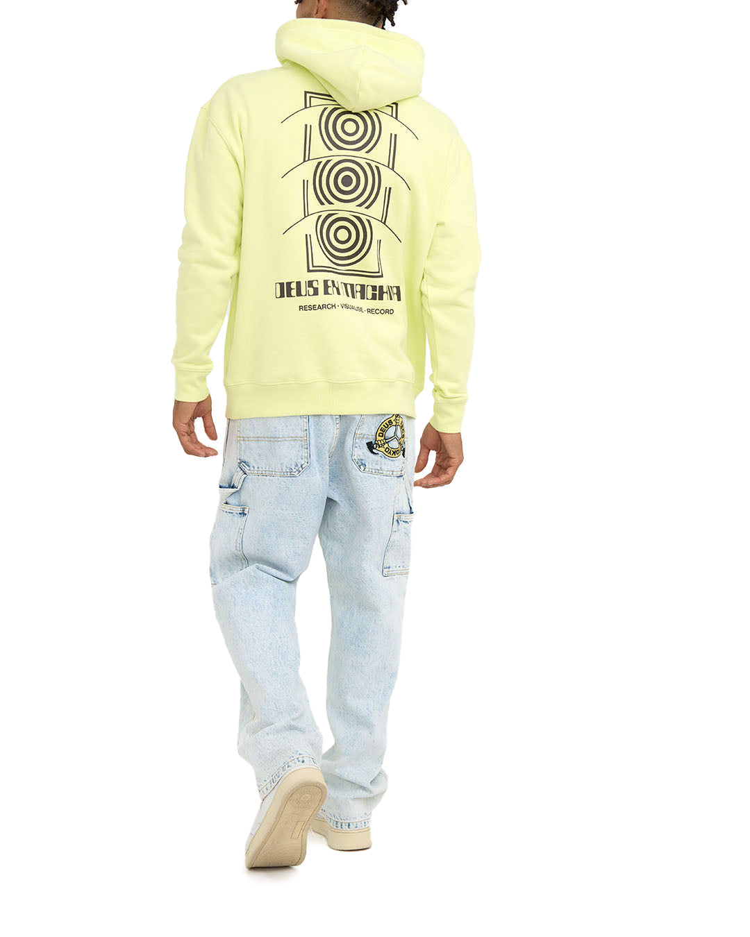 Rvr Tech Hoodie - Luminary Green|Model