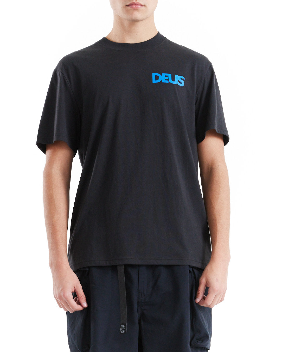 biarritz-surf-address-tee-black-ii|Model