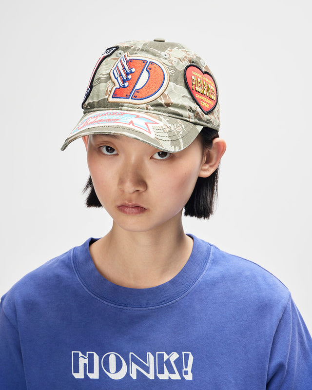 D261UHA725-Hide_SeekCap