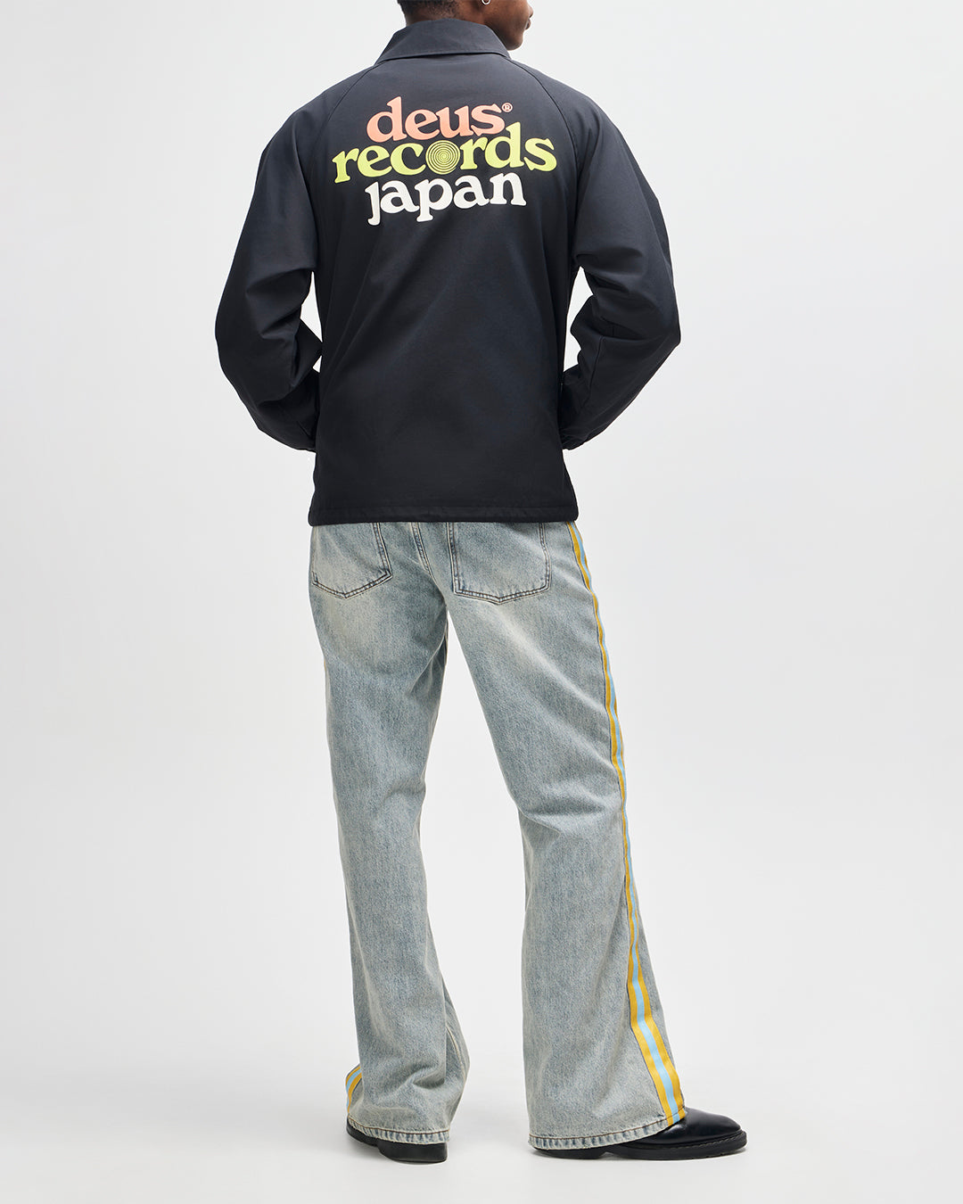 Strata Coach Jacket - Black – Deus Ex Machina South Africa