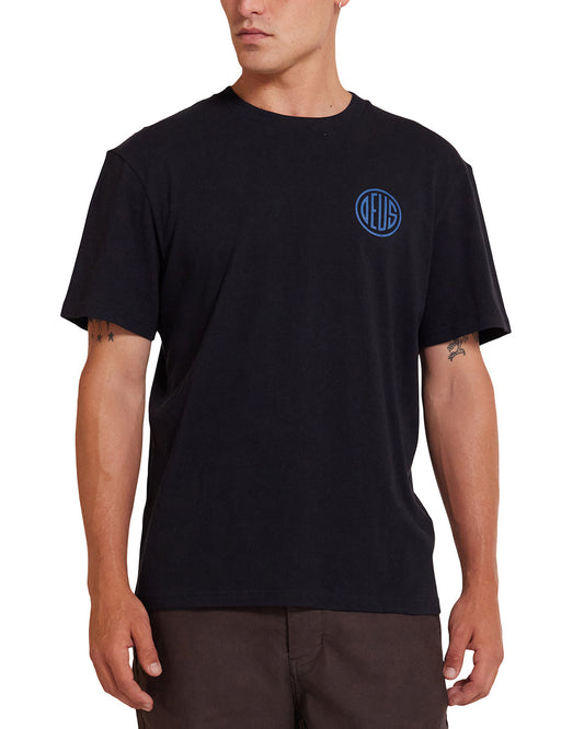 pill logo tee black| Model