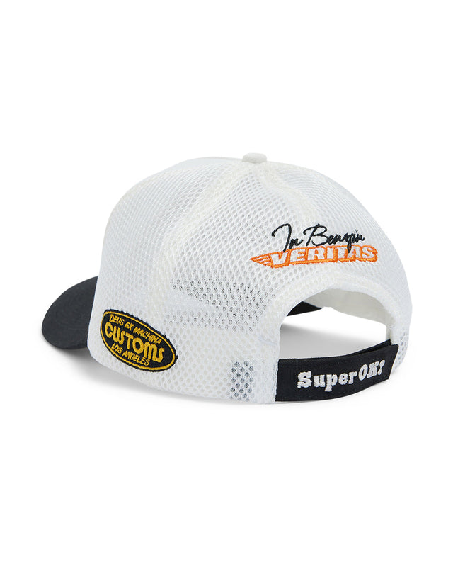 Podium Trucker - Dirty White